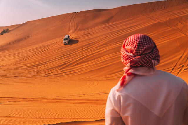 Abu Dhabi, Dubai und Doha