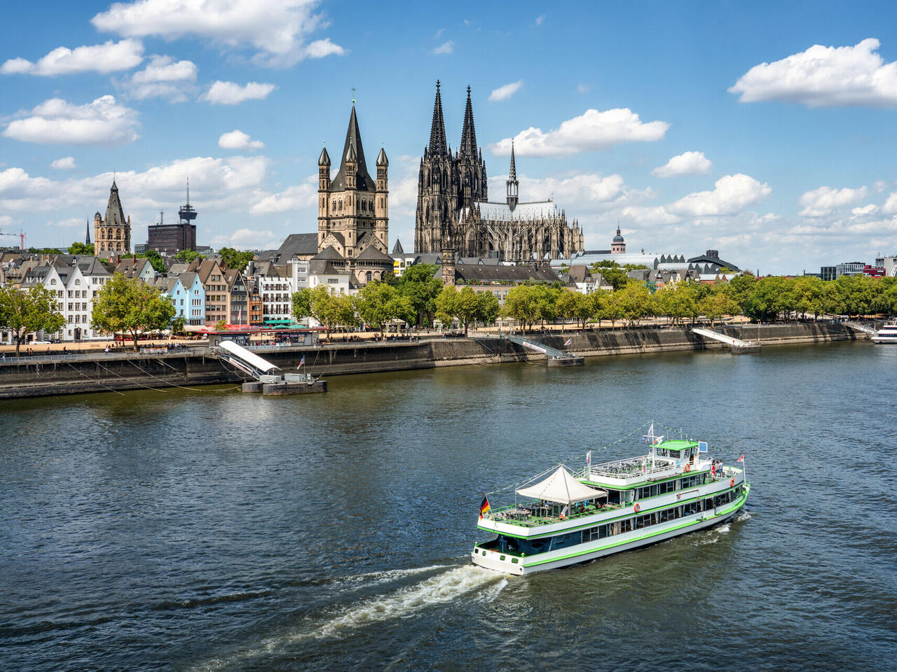 Croisière unique de Bâle à Amsterdam le long du Rhin