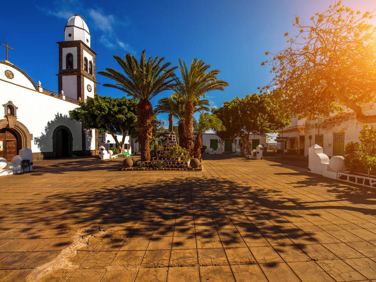 Fly & Cruise In the Atlantic Sunshine : Portugal, Morocco & the Canary Islands