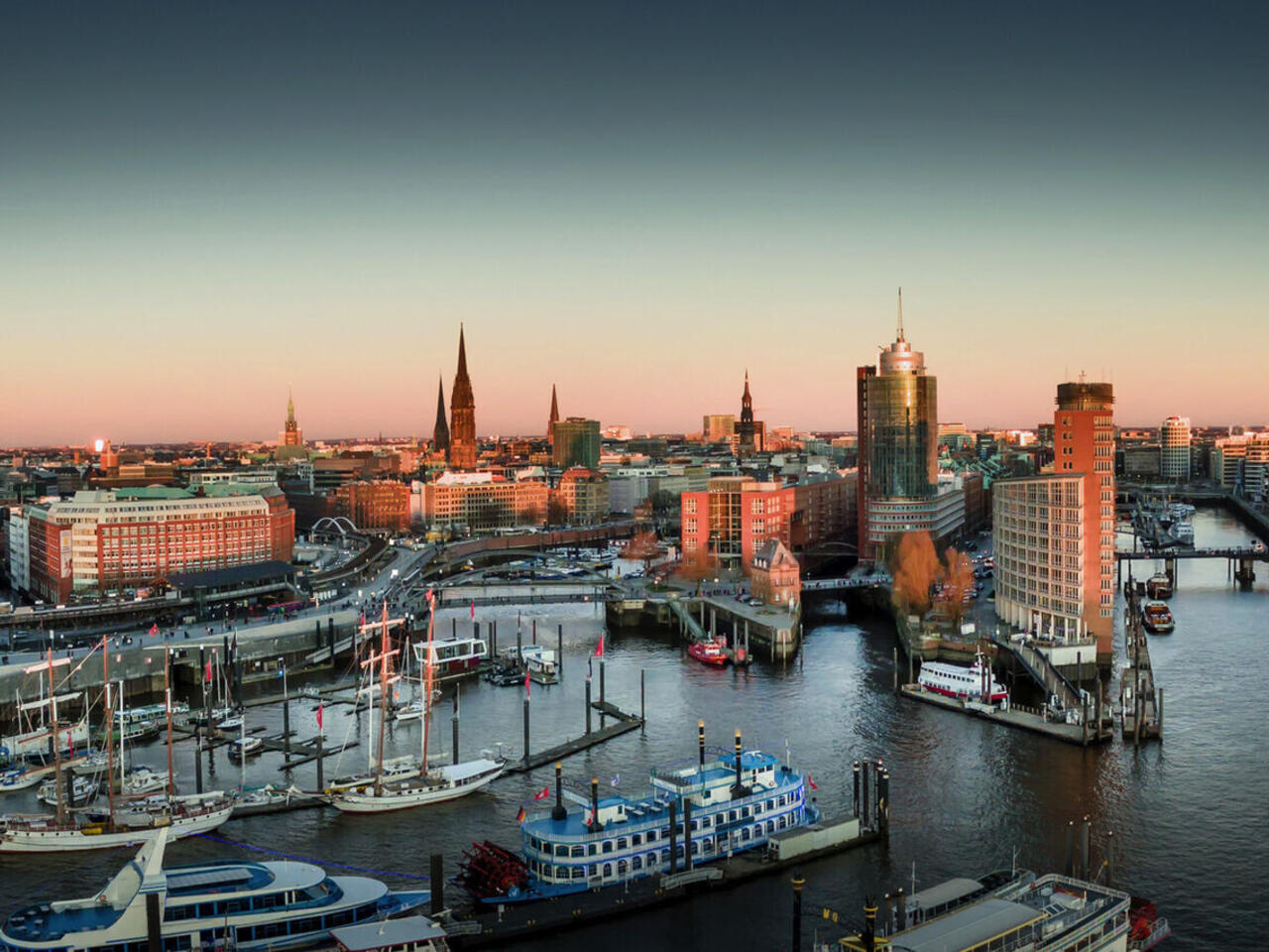 HAMBURG zum Hafengeburtstag