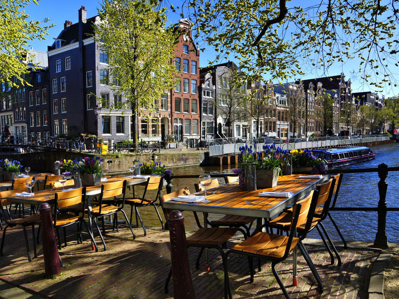 Croisière unique de Bâle à Amsterdam le long du Rhin